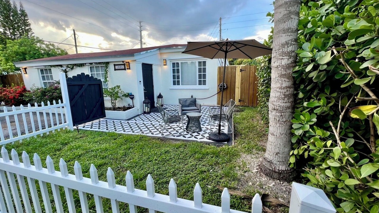 Photo of Outdoor in North Miami Beach