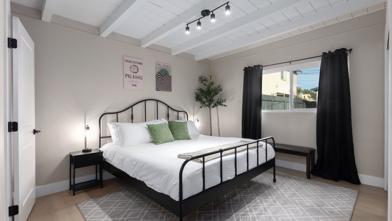 Photo of Bedroom in Corridor