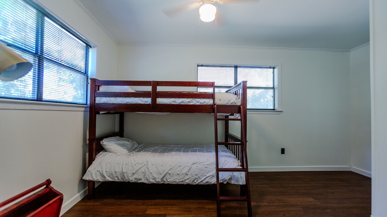 Photo of Bedroom in Palestine