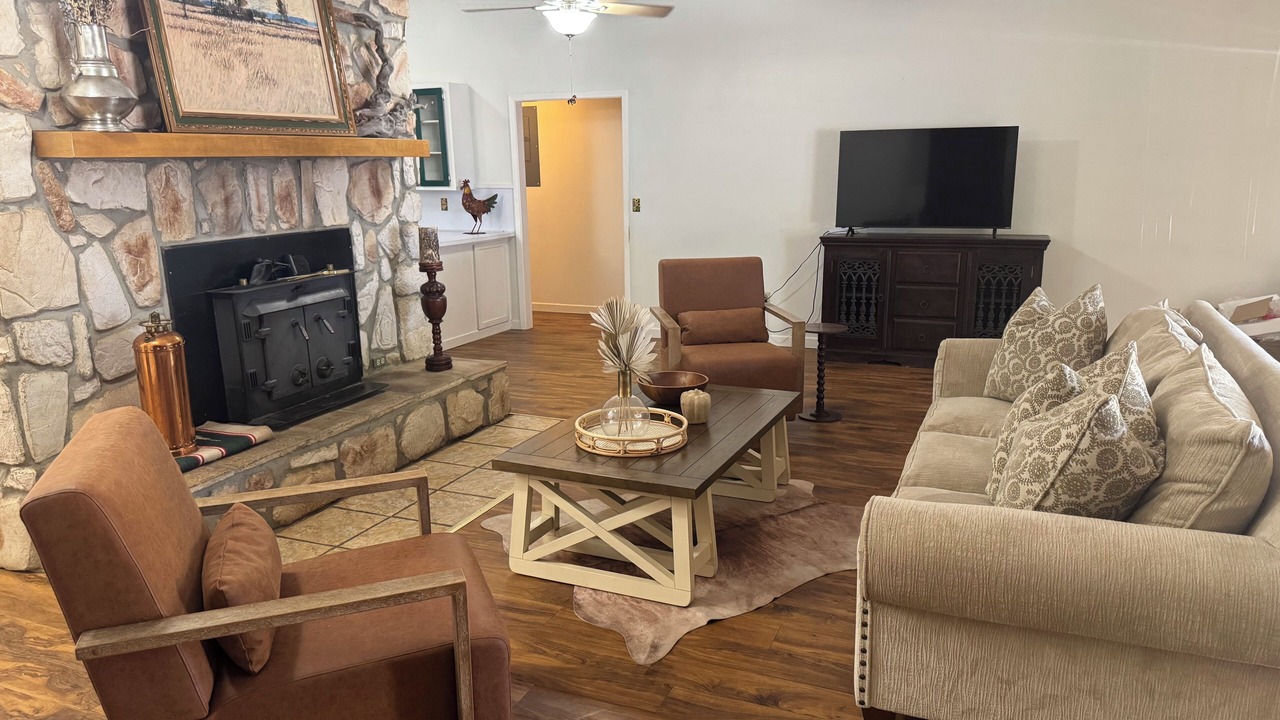 Photo of Livingroom in Palestine