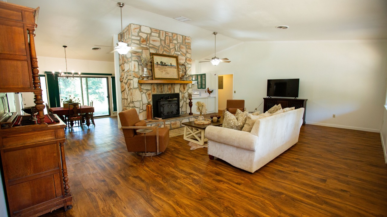 Photo of Livingroom in Palestine