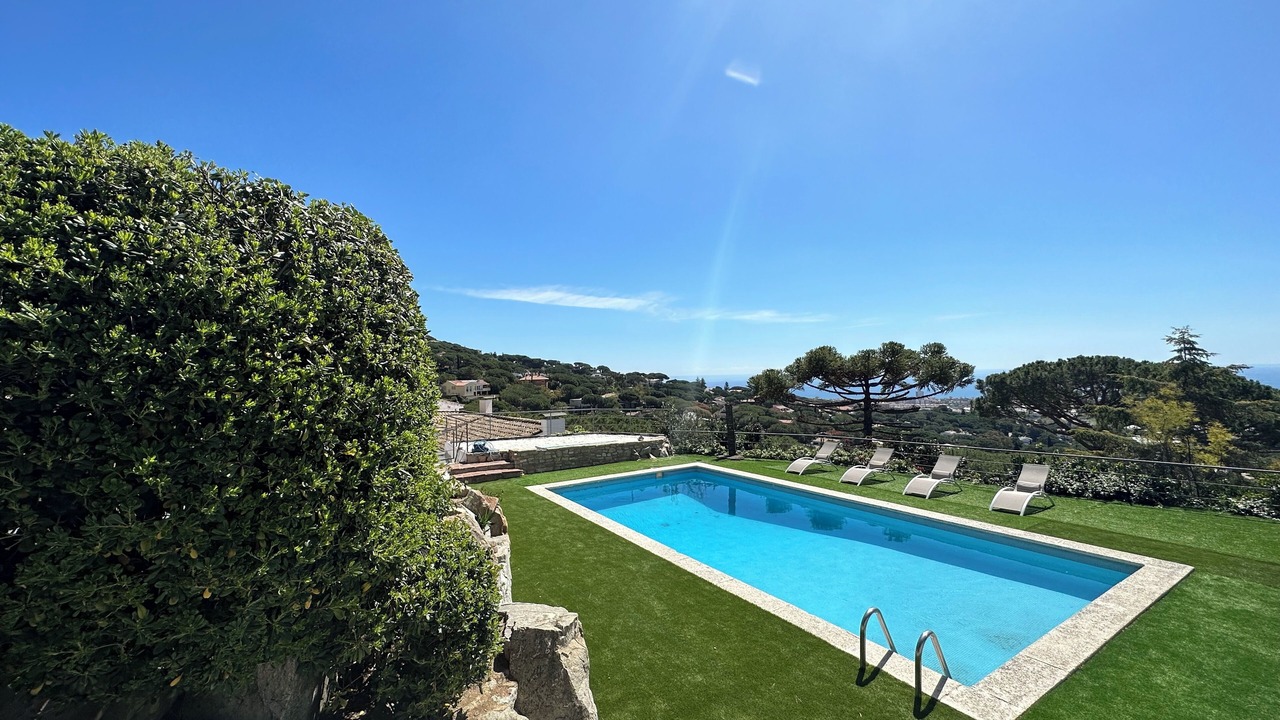 Photo of Outdoor in Cabrils
