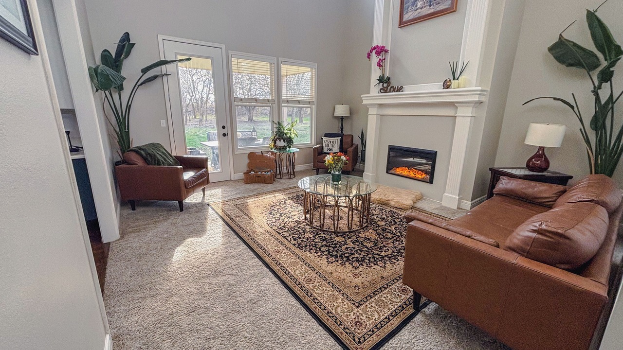 Photo of Livingroom in Cleveland