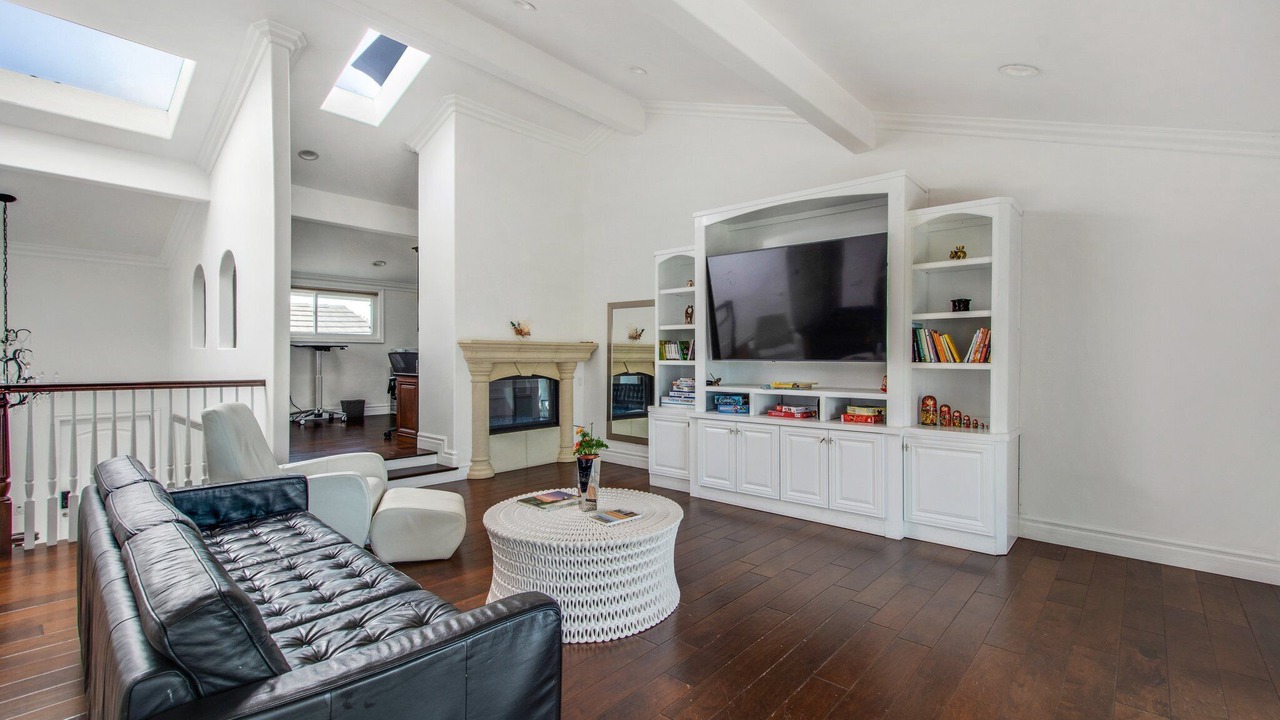 Photo of Livingroom in Corona del Mar