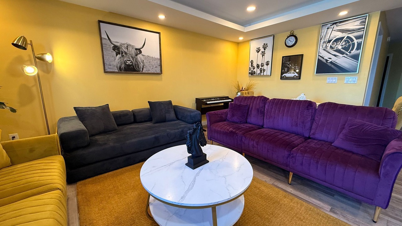 Photo of Livingroom in Fort Gary
