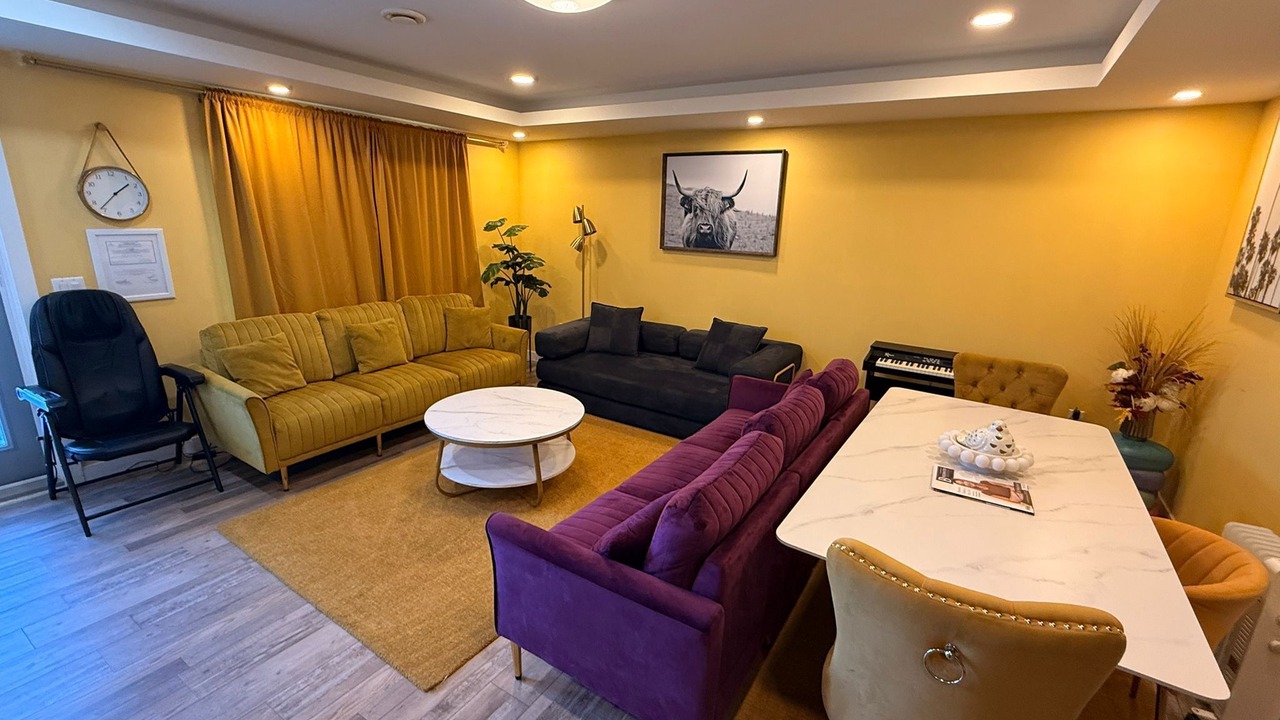 Photo of Livingroom in Fort Gary