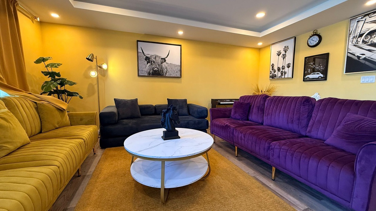 Photo of Livingroom in Fort Gary