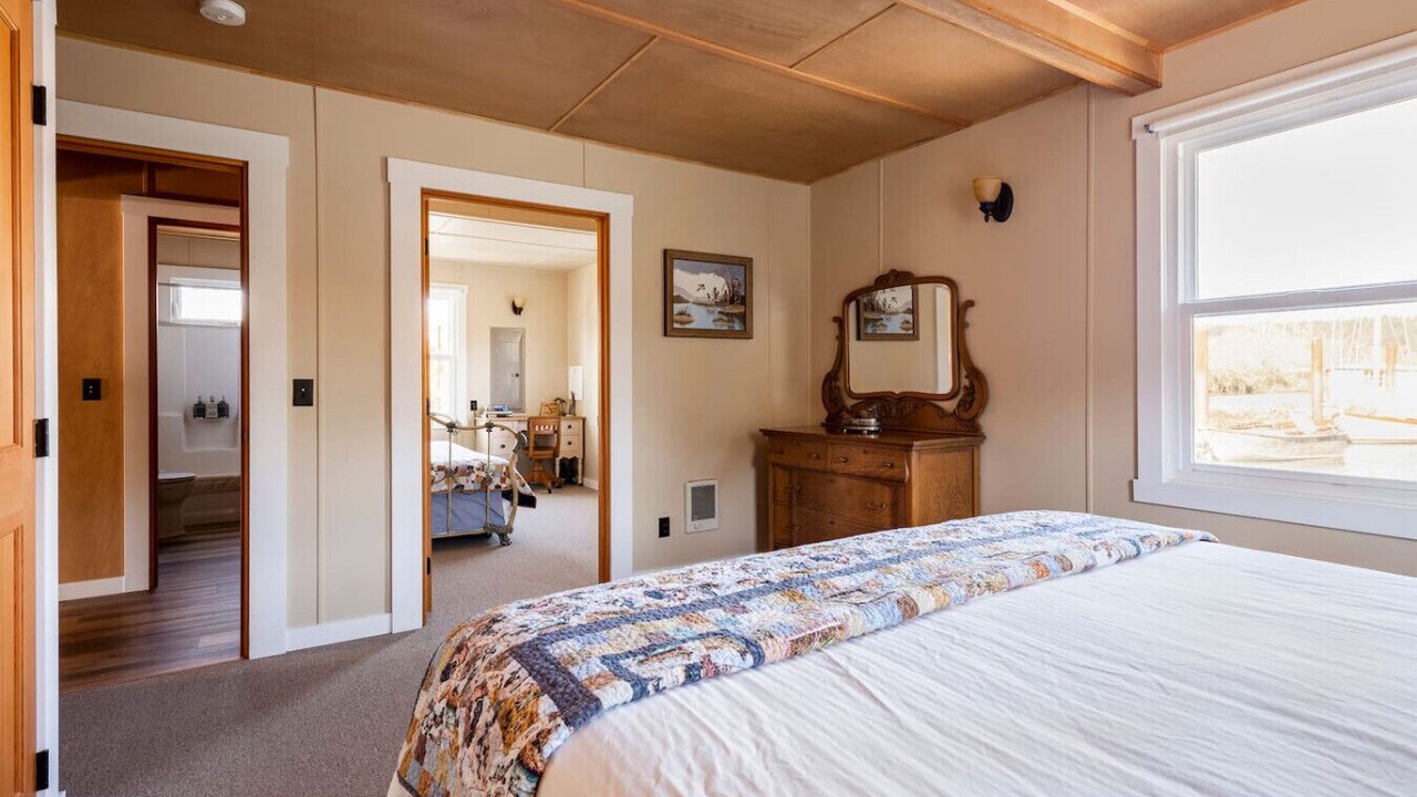 Photo of Bedroom in Astoria