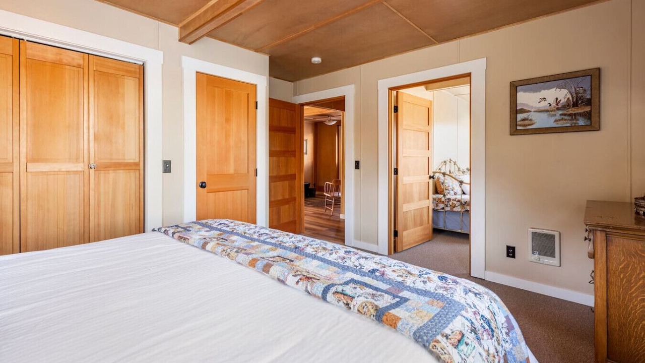 Photo of Bedroom in Astoria