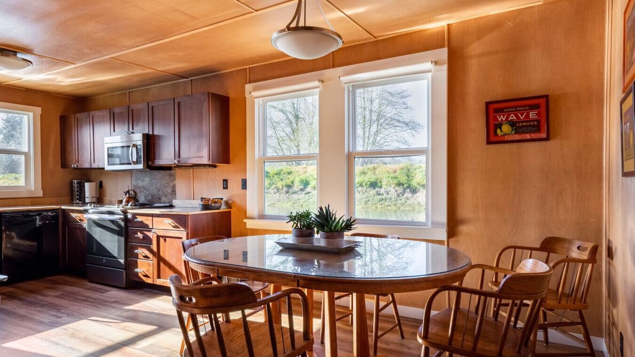 Photo of Others in Astoria