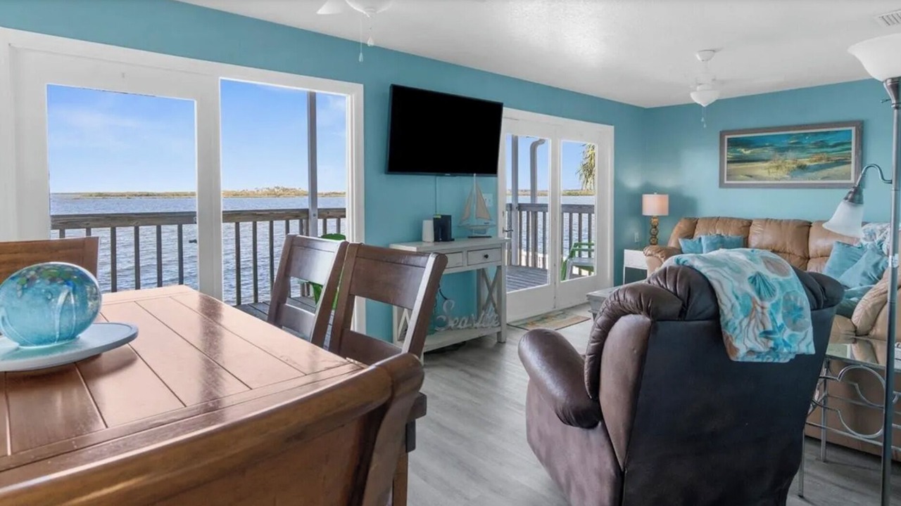 Photo of Livingroom in Hudson