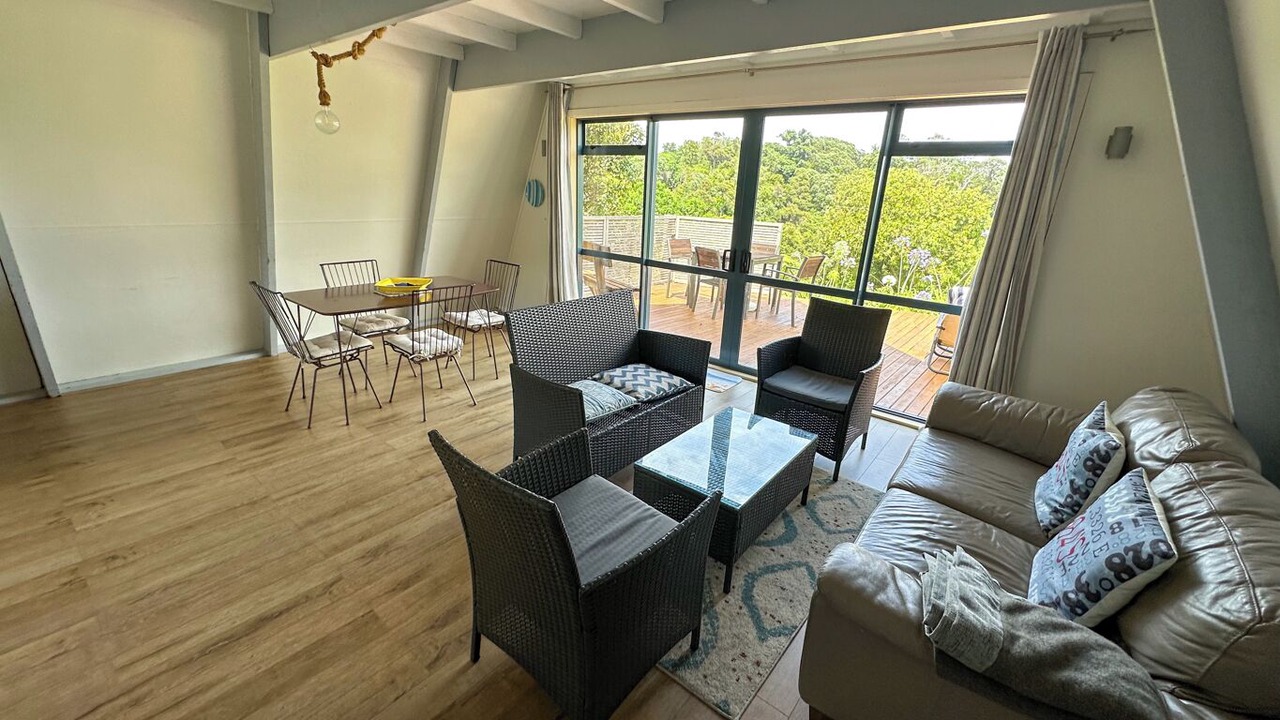 Photo of Others in Amodeo Bay