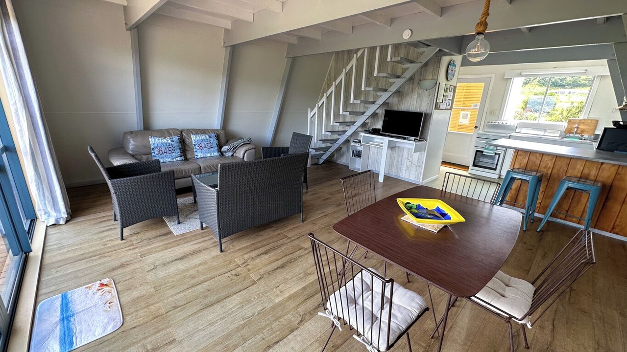 Photo of Others in Amodeo Bay