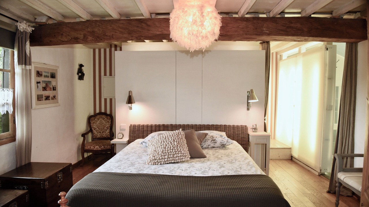 Photo of Bedroom in Rue