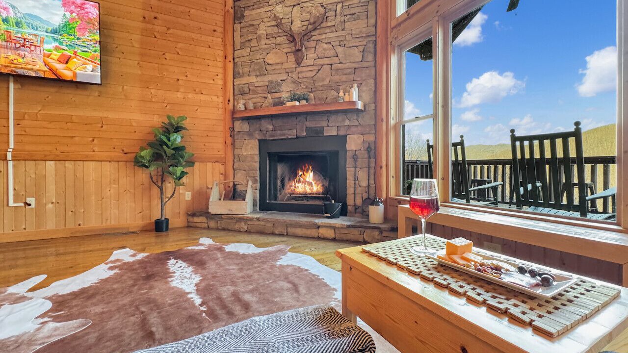 Photo of Livingroom in Bryson City
