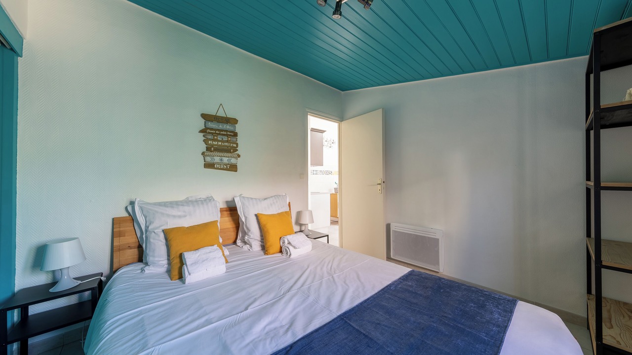 Photo of Bedroom in La Flotte