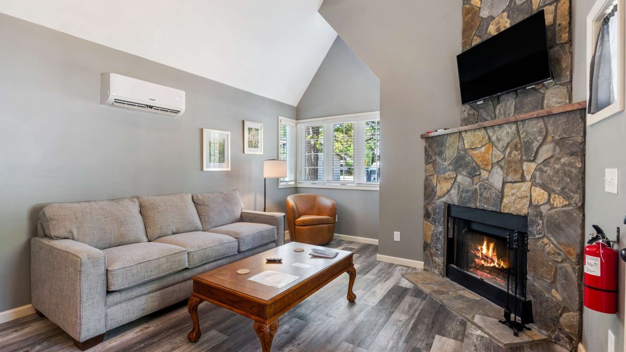 Photo of Livingroom in Eureka Springs Historic District