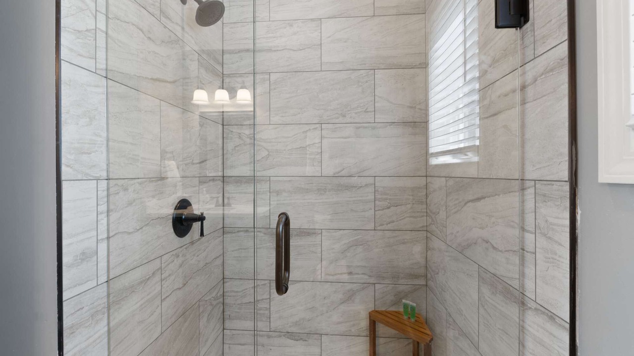 Photo of Bathroom in Eureka Springs Historic District