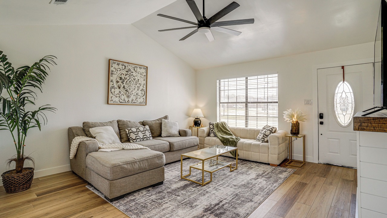 Photo of Livingroom in Bridgeport