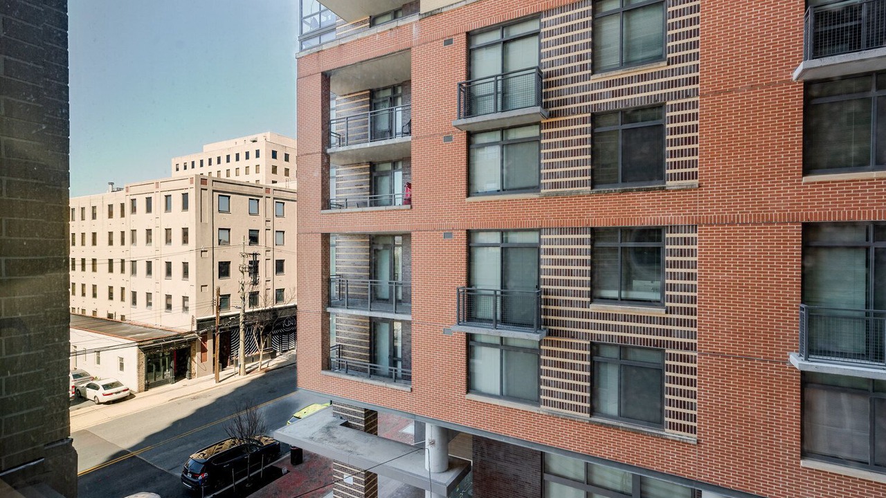 Photo of Outdoor in Woodmont Triangle