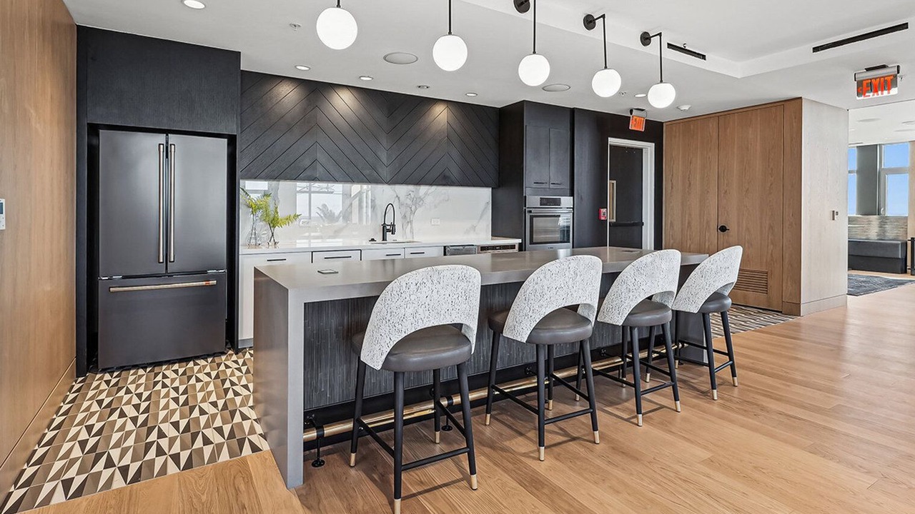 Photo of Kitchen in Woodmont Triangle
