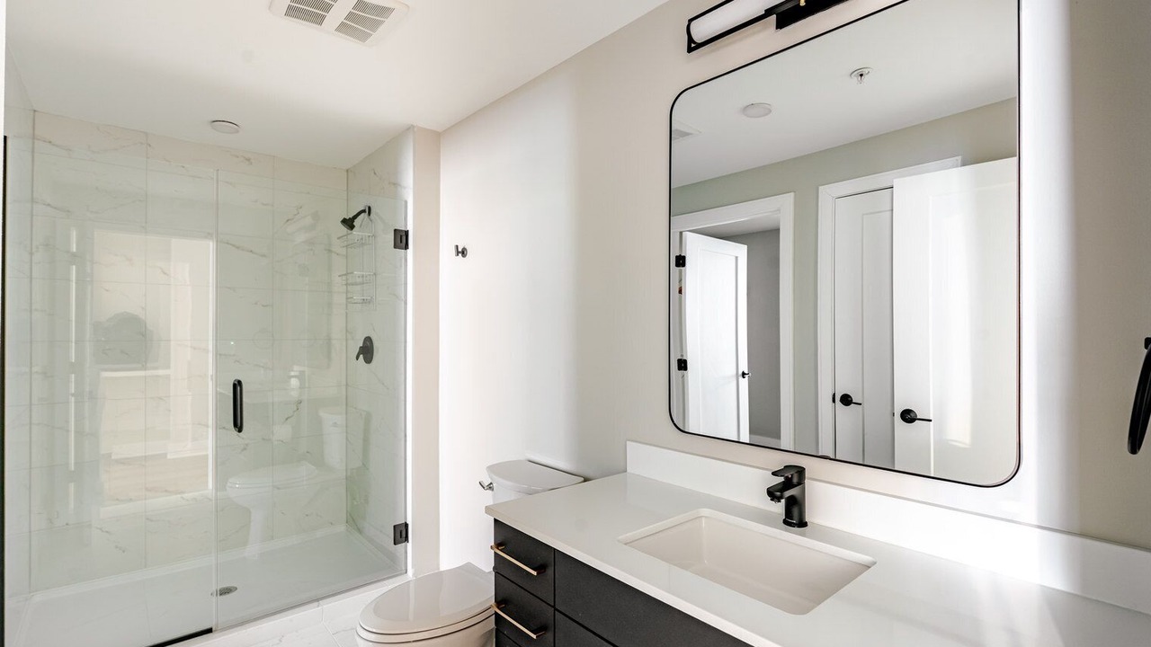 Photo of Bathroom in Woodmont Triangle