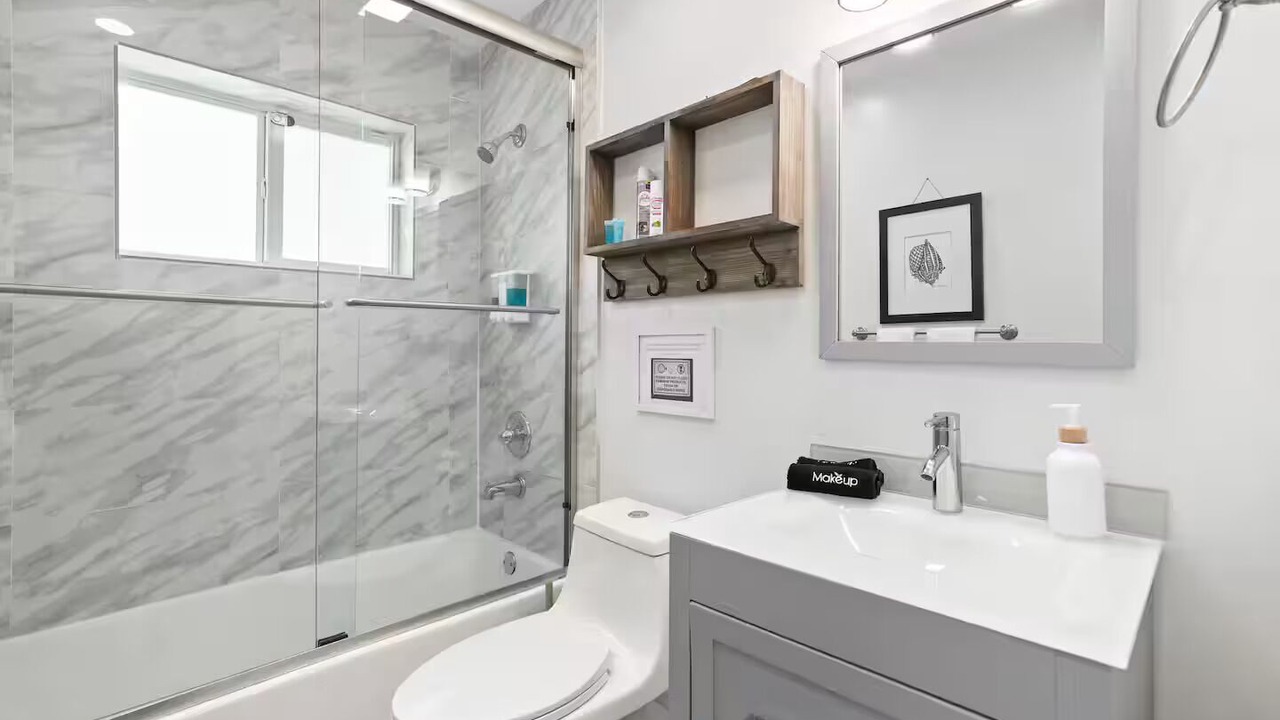 Photo of Bathroom in Central Corals