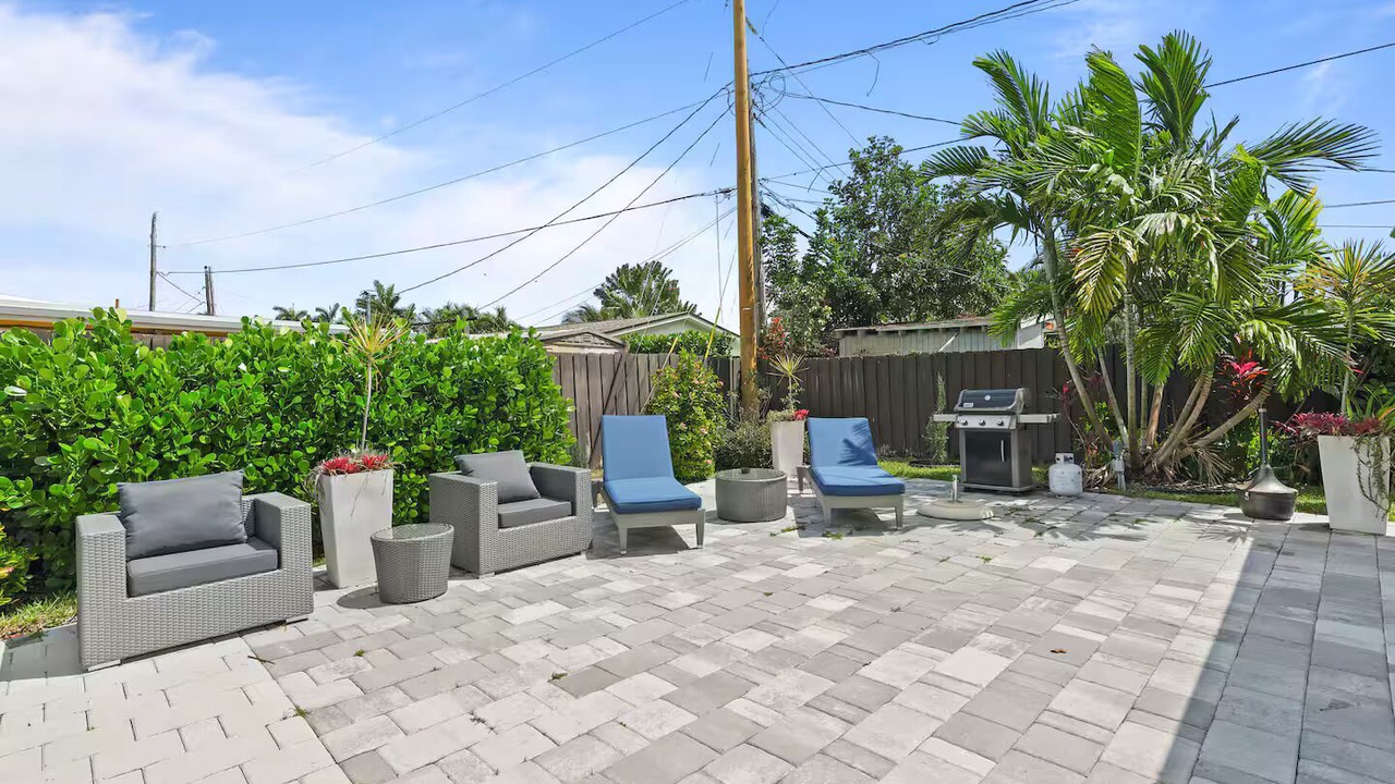 Photo of Patio Balcony in Central Corals