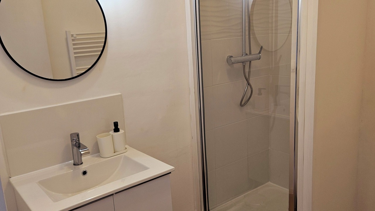Photo of Bathroom in Tours