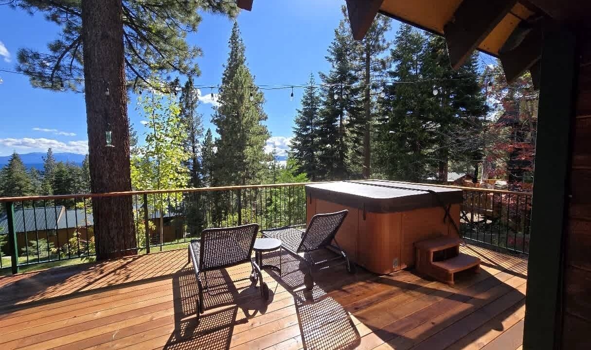 Photo of Patio Balcony in Tahoe Vista