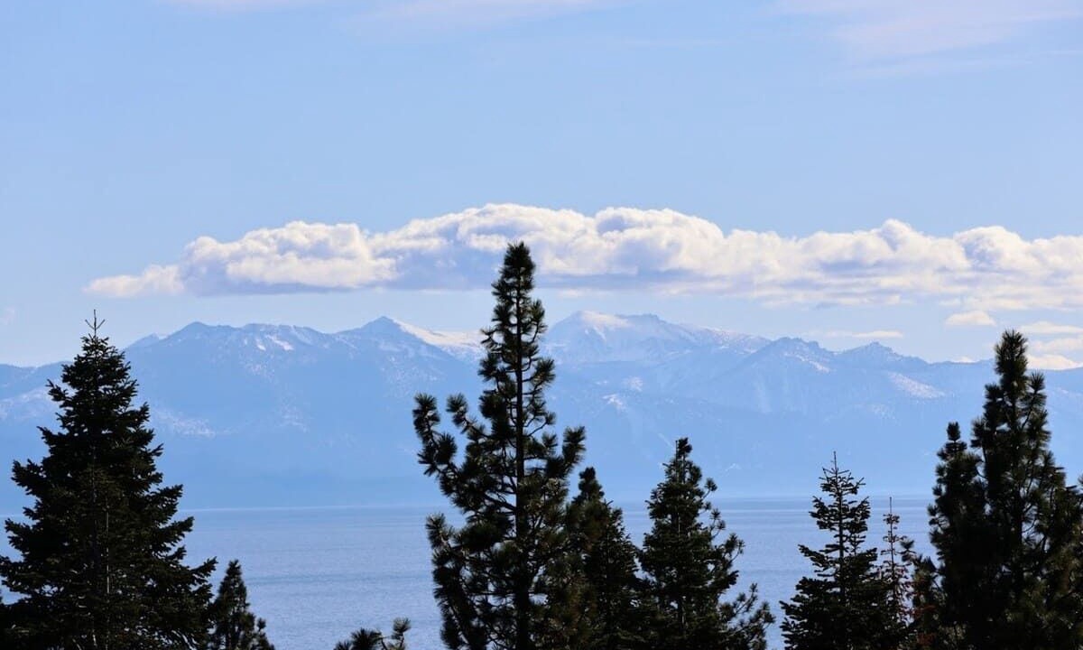 Photo of Others in Tahoe Vista