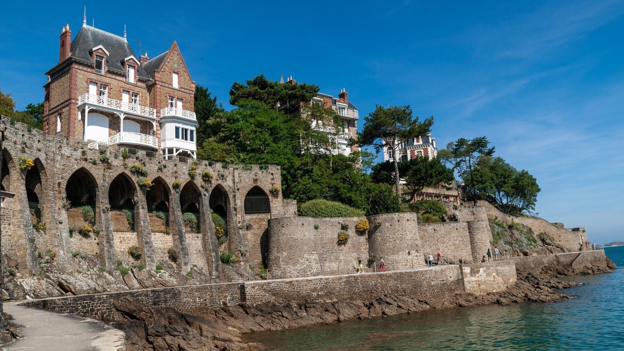 Photo of Others in Dinard