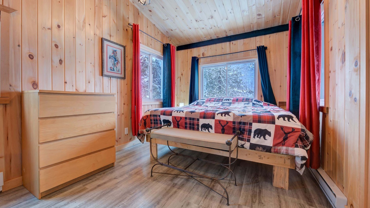Photo of Bedroom in Blue Sea