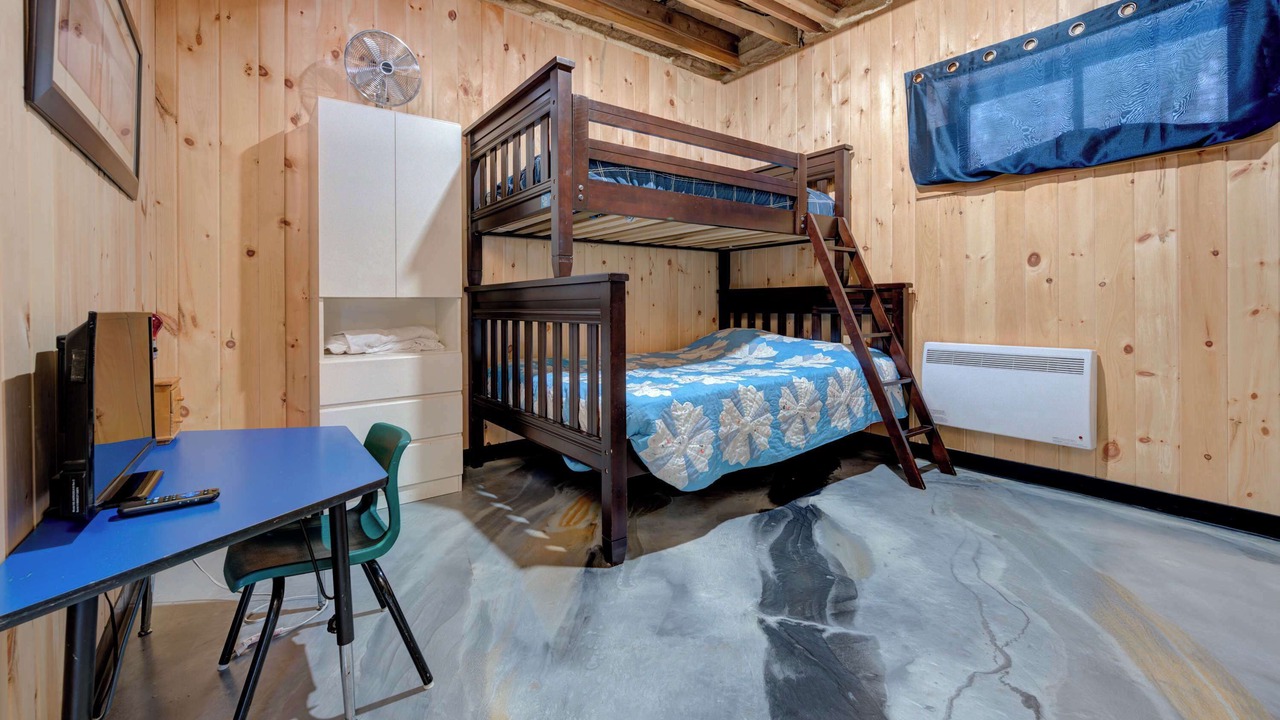 Photo of Bedroom in Blue Sea