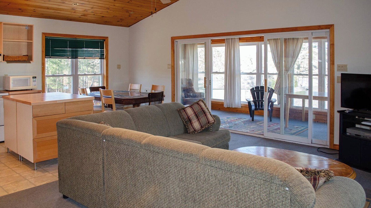 Photo of Livingroom in Trent Lakes
