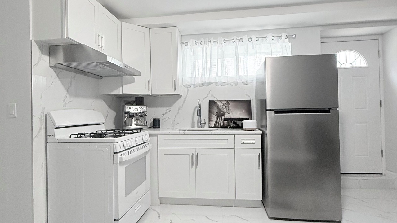 Photo of Kitchen in Mariners Harbor