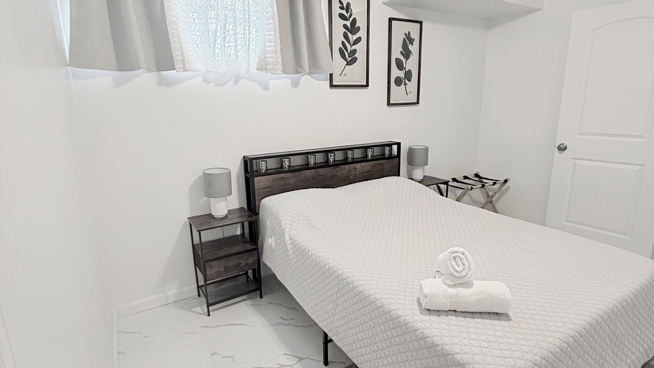 Photo of Bedroom in Mariners Harbor