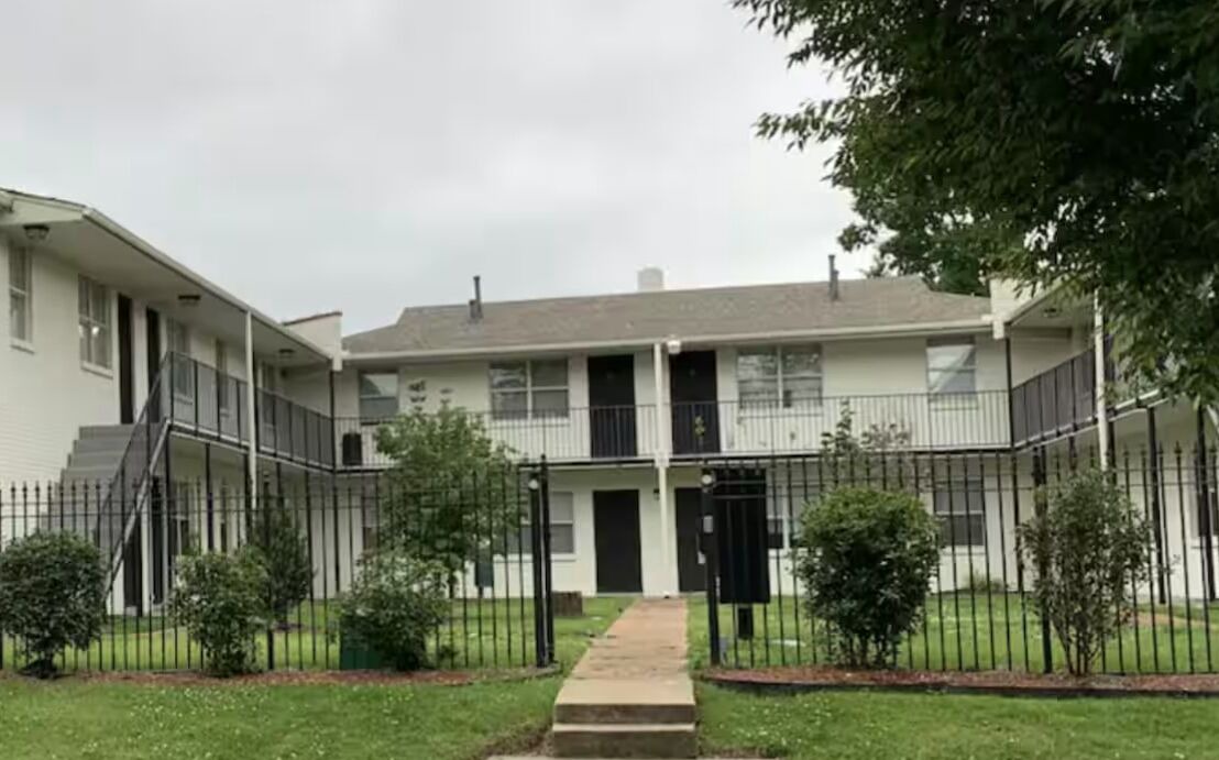 Photo of Outdoor in Uptown