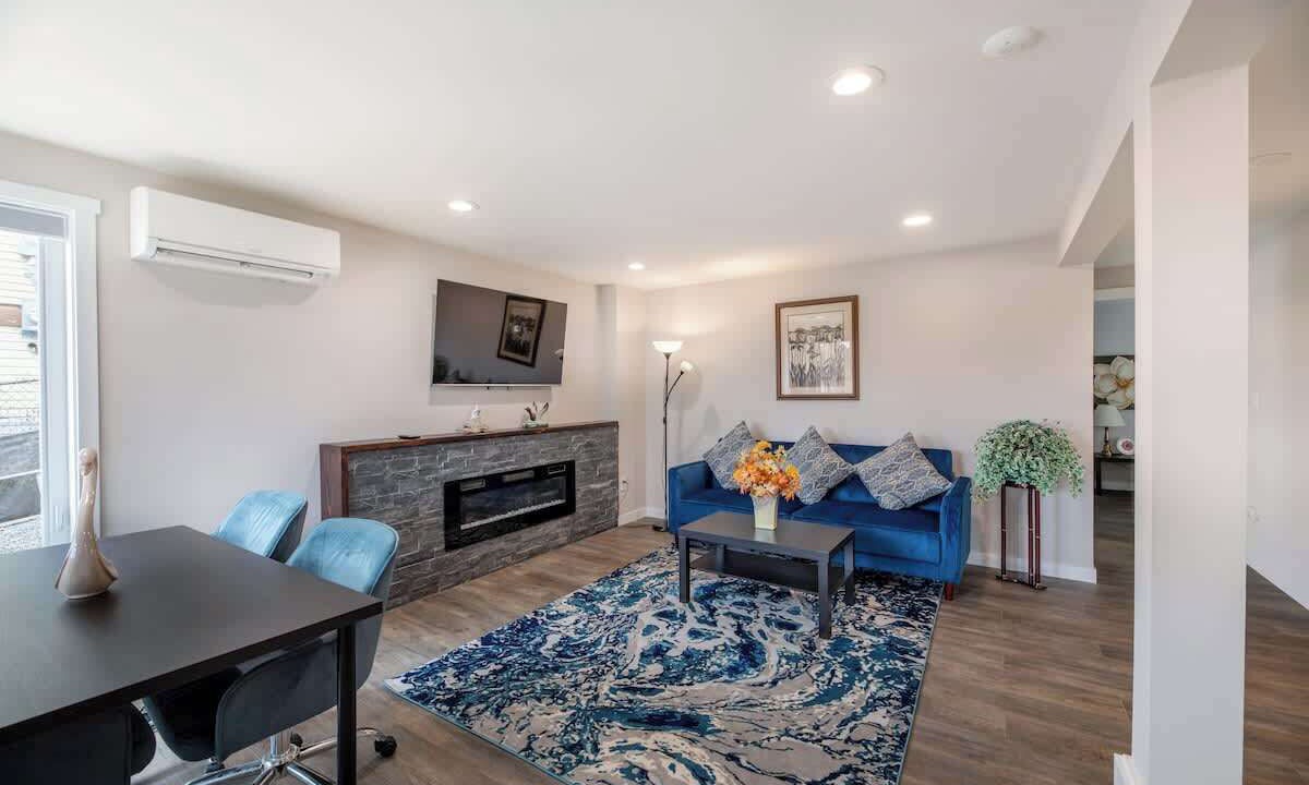 Photo of Others in Minor