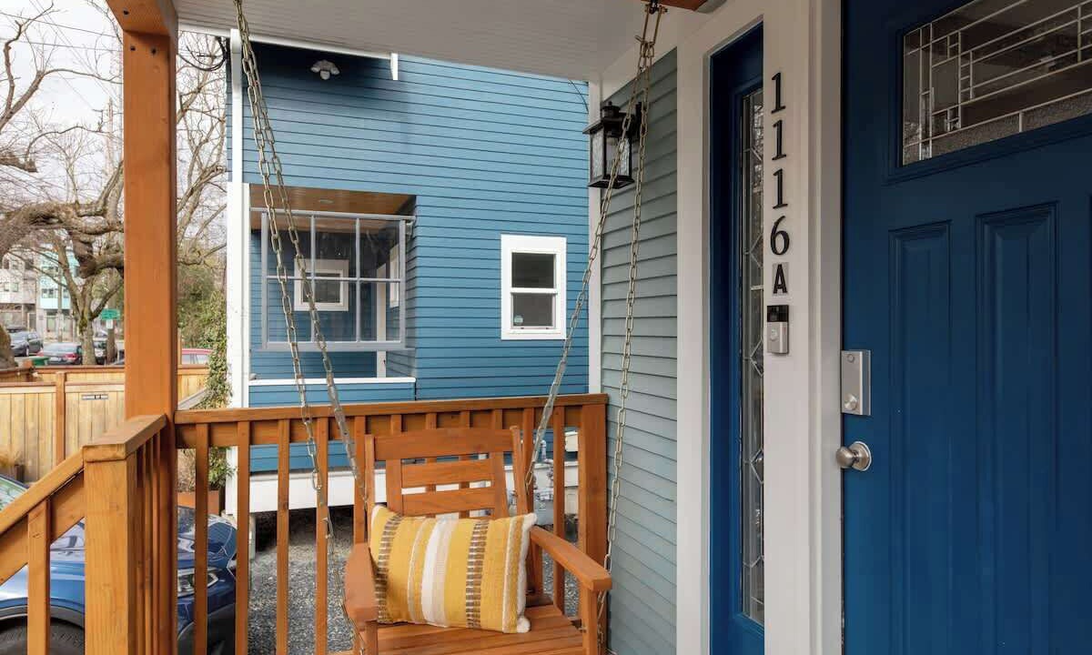 Photo of Outdoor in Minor