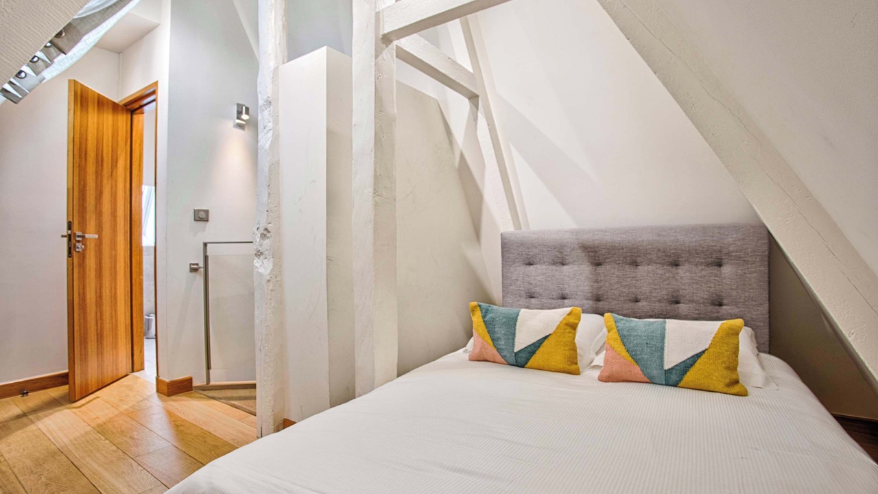 Photo of Bedroom in Deauville City Centre