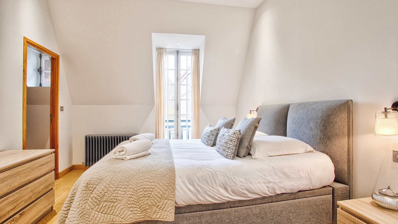 Photo of Bedroom in Deauville City Centre