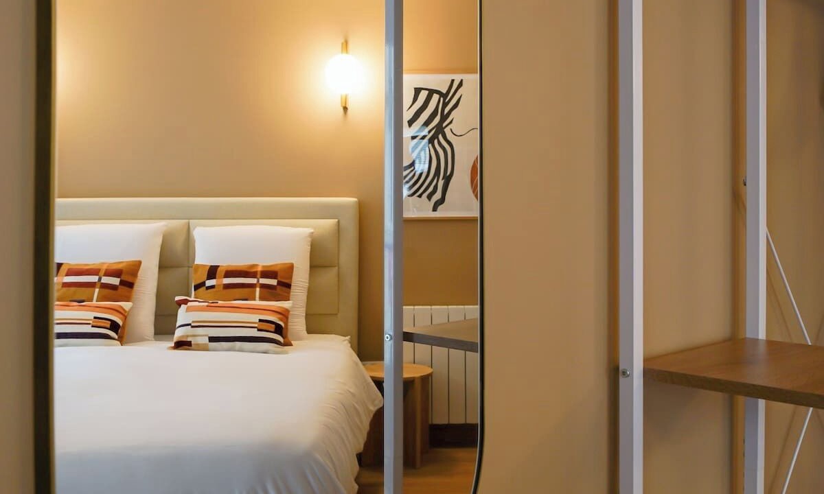 Photo of Bedroom in Quartier du Faubourg-Montmartre