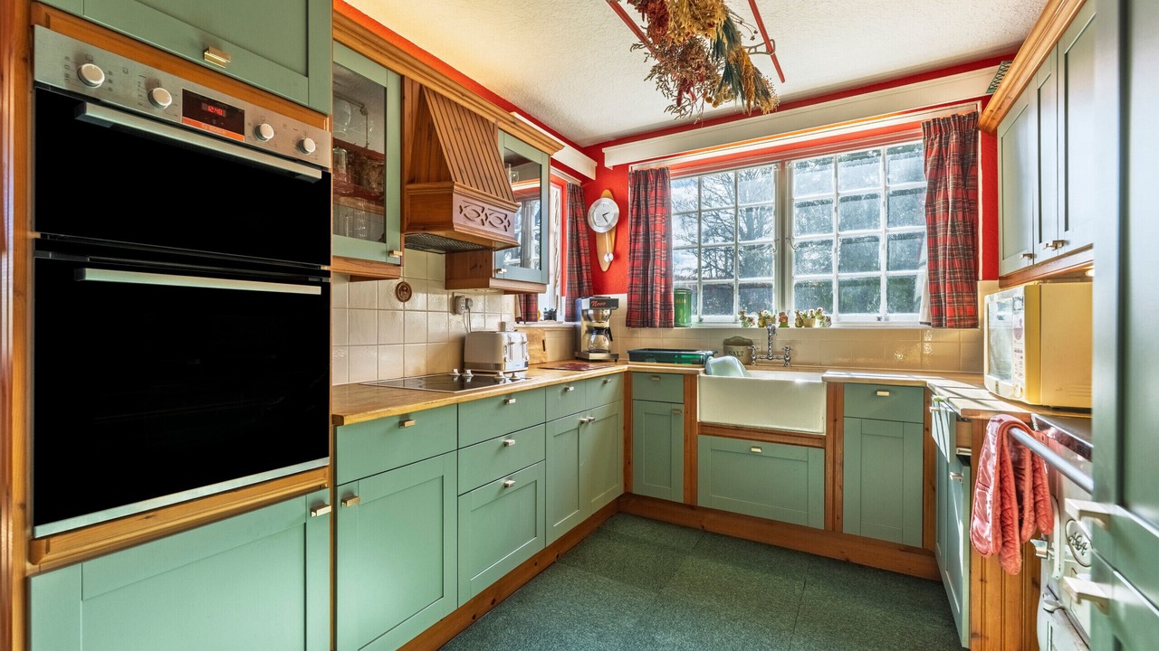 Photo of Kitchen in Banff