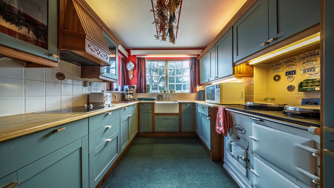 Photo of Kitchen in Banff