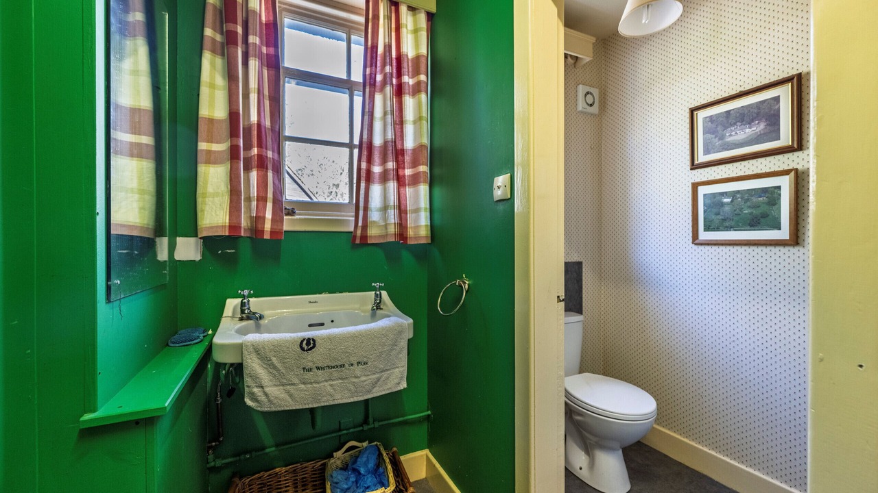 Photo of Bathroom in Banff