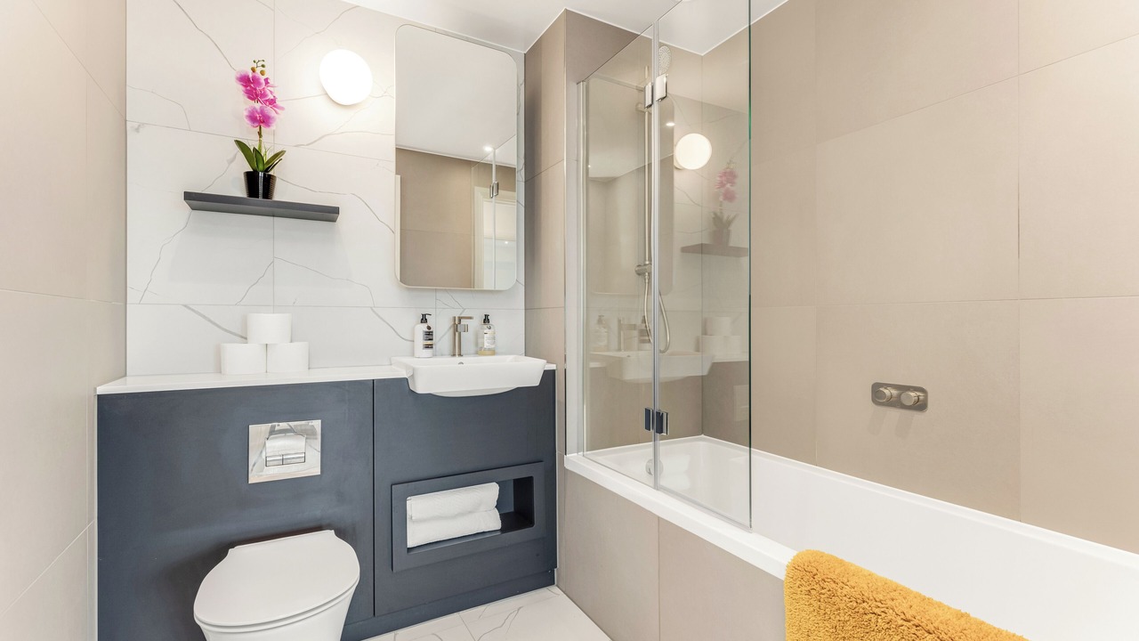 Photo of Bathroom in Docklands