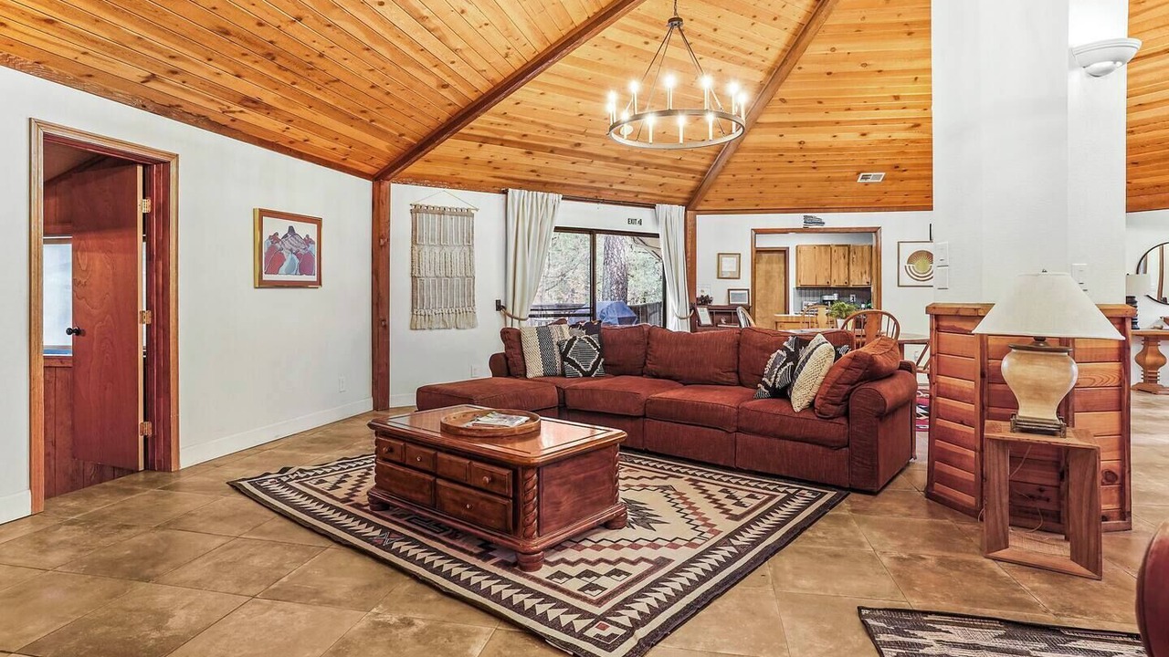 Photo of Livingroom in Alto