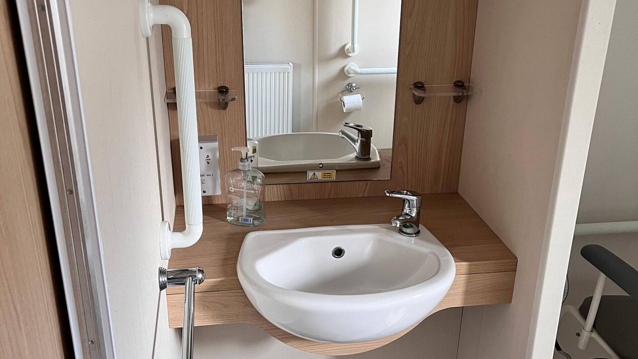 Photo of Bathroom in Allhallows