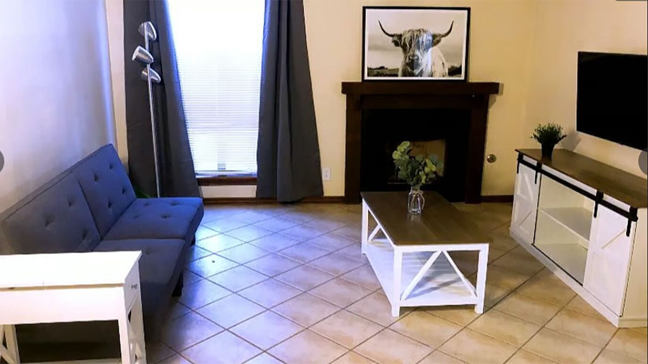Photo of Livingroom in Medical Center District